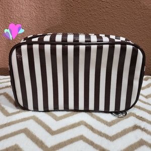 henri bendel jewelry travel zip case